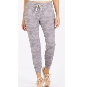 EUC Vuori Gray Camouflage Women's Jogger Pants